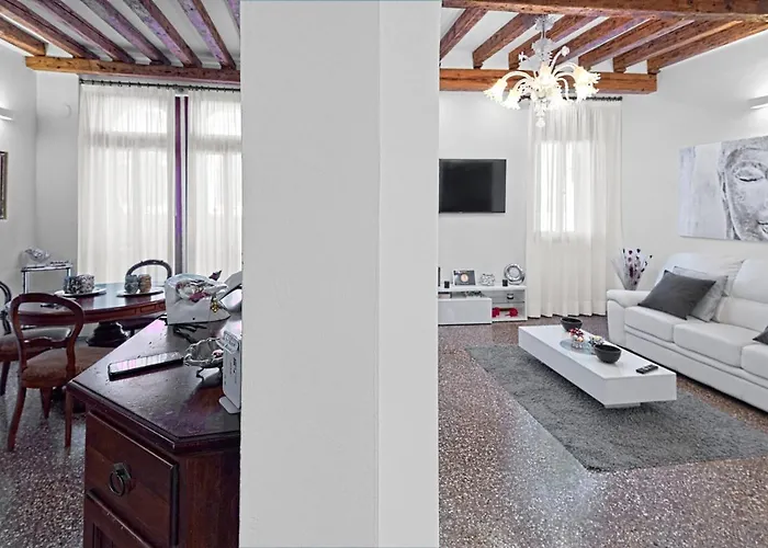 Ca' Alessandro * Βενετία