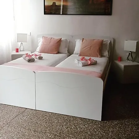 Apartment Ca' Alessandro *